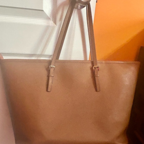 Michael Kors, Saffiano, leather, large tote bag - Picture 2 of 6